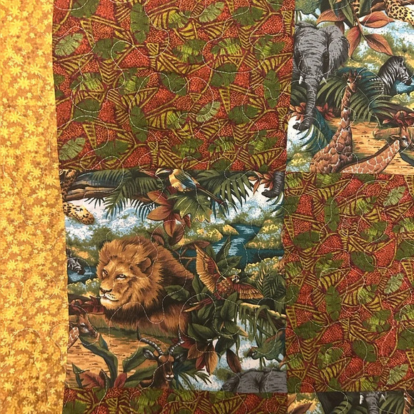 Handmade Wildlife Safari Quilt - Picture 2 of 3
